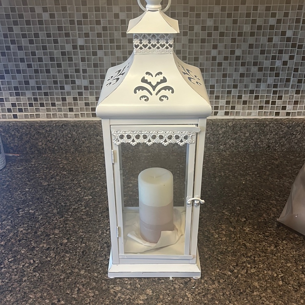 Candle holder